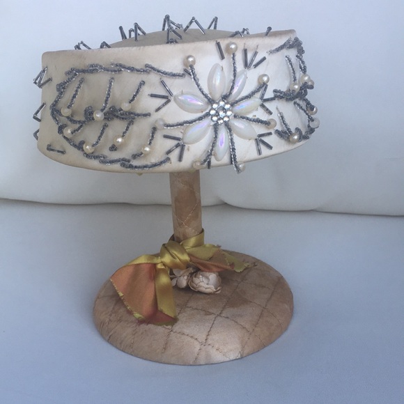 Vintage pill box hat - Picture 2 of 5